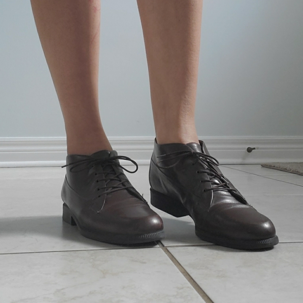 Vintage Chocolate Brown Leather Loafers